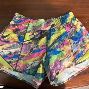 Lululemon hotty hot shorts